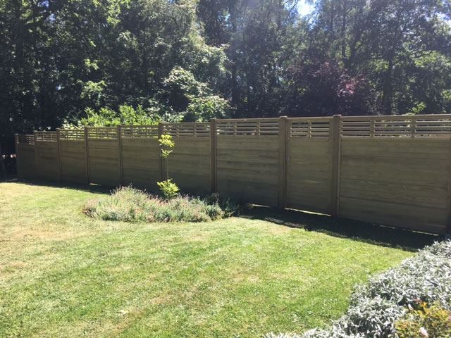 Fencing for large garden in Oxford